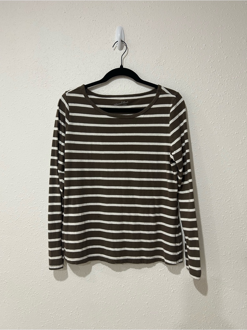 Universal Thread Long Sleeve Stripped T-Shirt